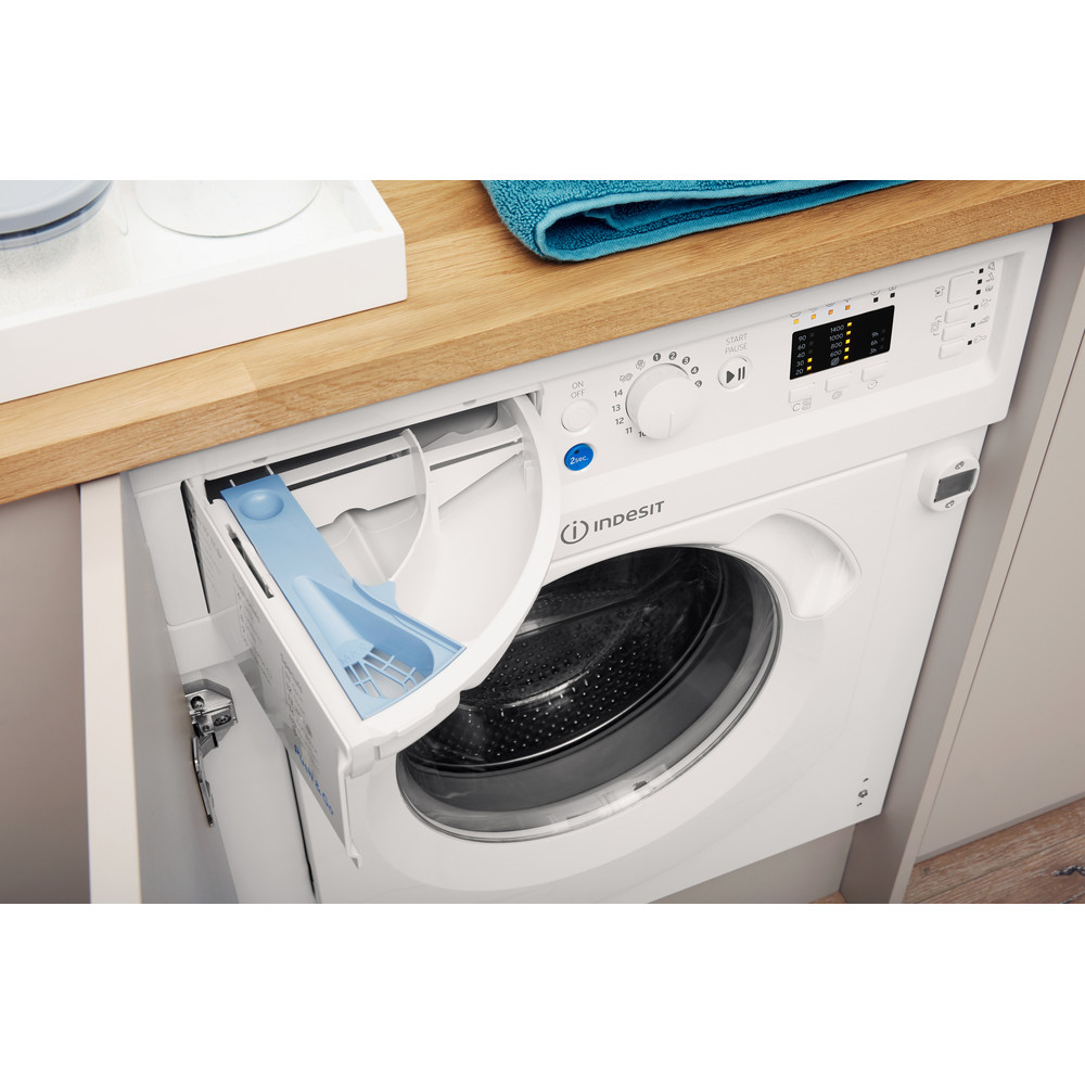 Indesit BI WMIL 71452 UK – image 7