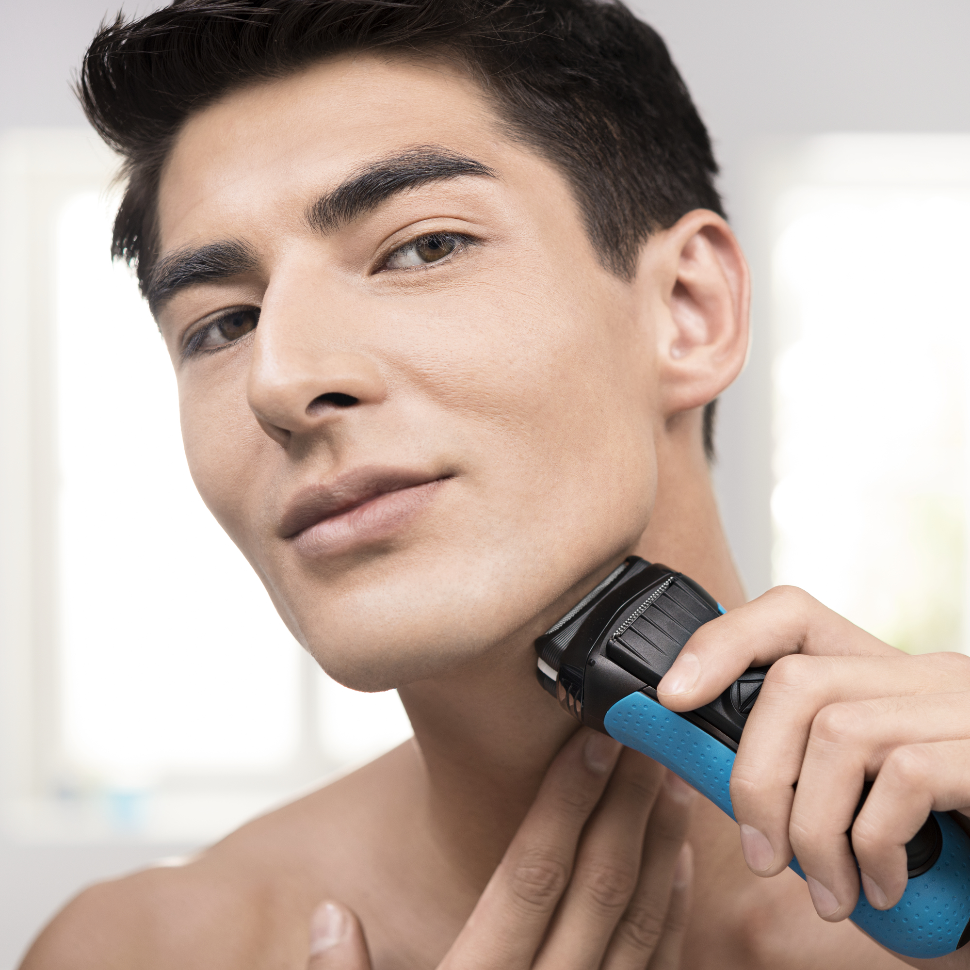 Braun Series 3 3020 + Shaver Cleaner – image 6