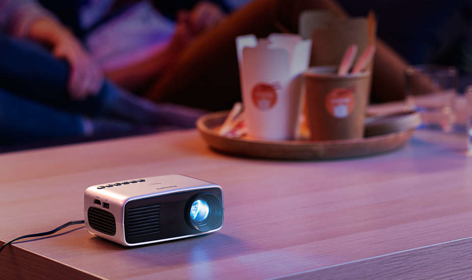Philips NPX240/INT Short throw projector 650 ANSI lumens LCD 1080p (1920x1080) Black, Silver – image 7