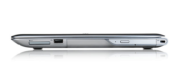 Samsung 5 535U4X-S01ID AMD A8 A8-4555M Laptop – image 4
