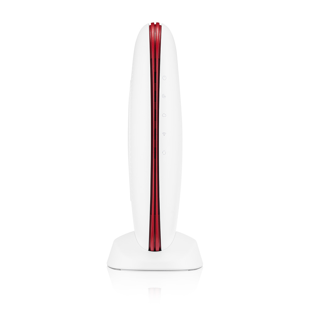 Zyxel SCR50AXE-EU0101F wireless router Gigabit Ethernet Tri-band (2.4 GHz – image 2