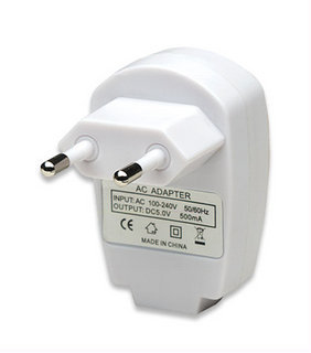 Manhattan 401494 power adapter/inverter White – image 3