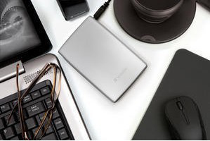 Verbatim Store 'n' Go USB 2.0 Portable Hard Drive 320GB – image 2