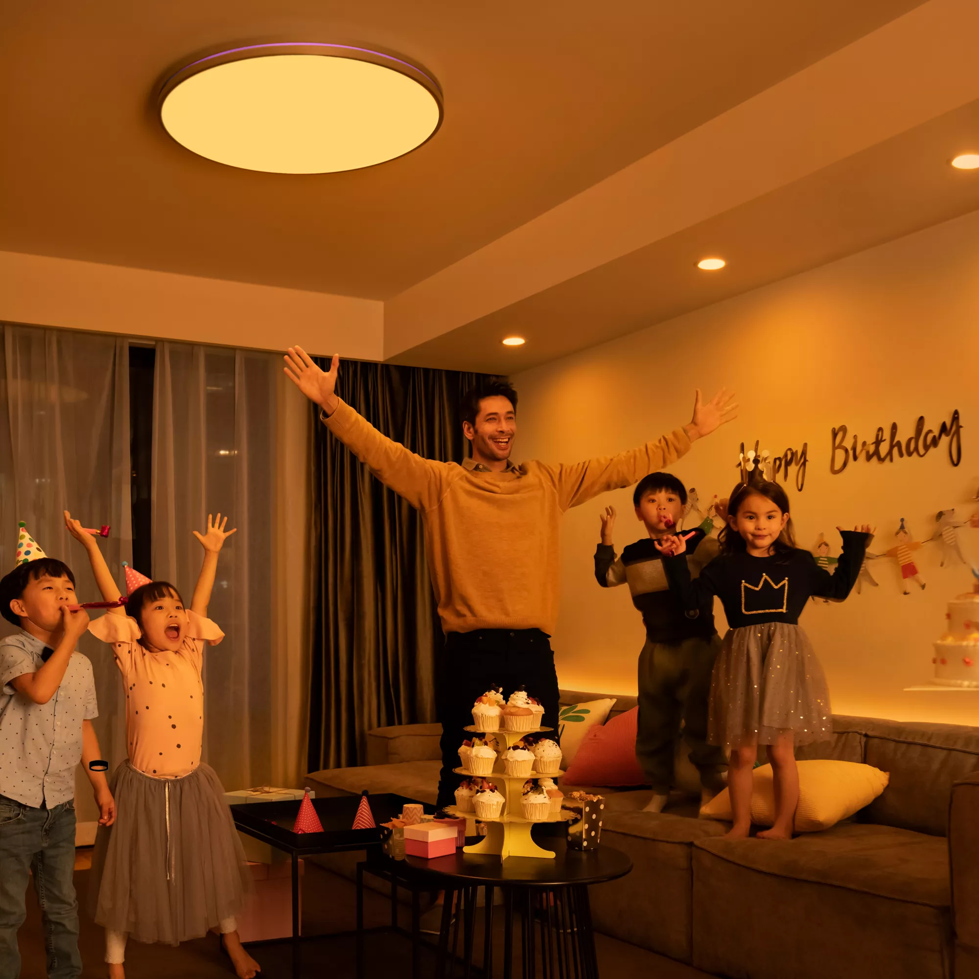 Philips by Signify Philips Hue White ambience 4507648C6 Smart ceiling light Bluetooth/Zigbee – image 4