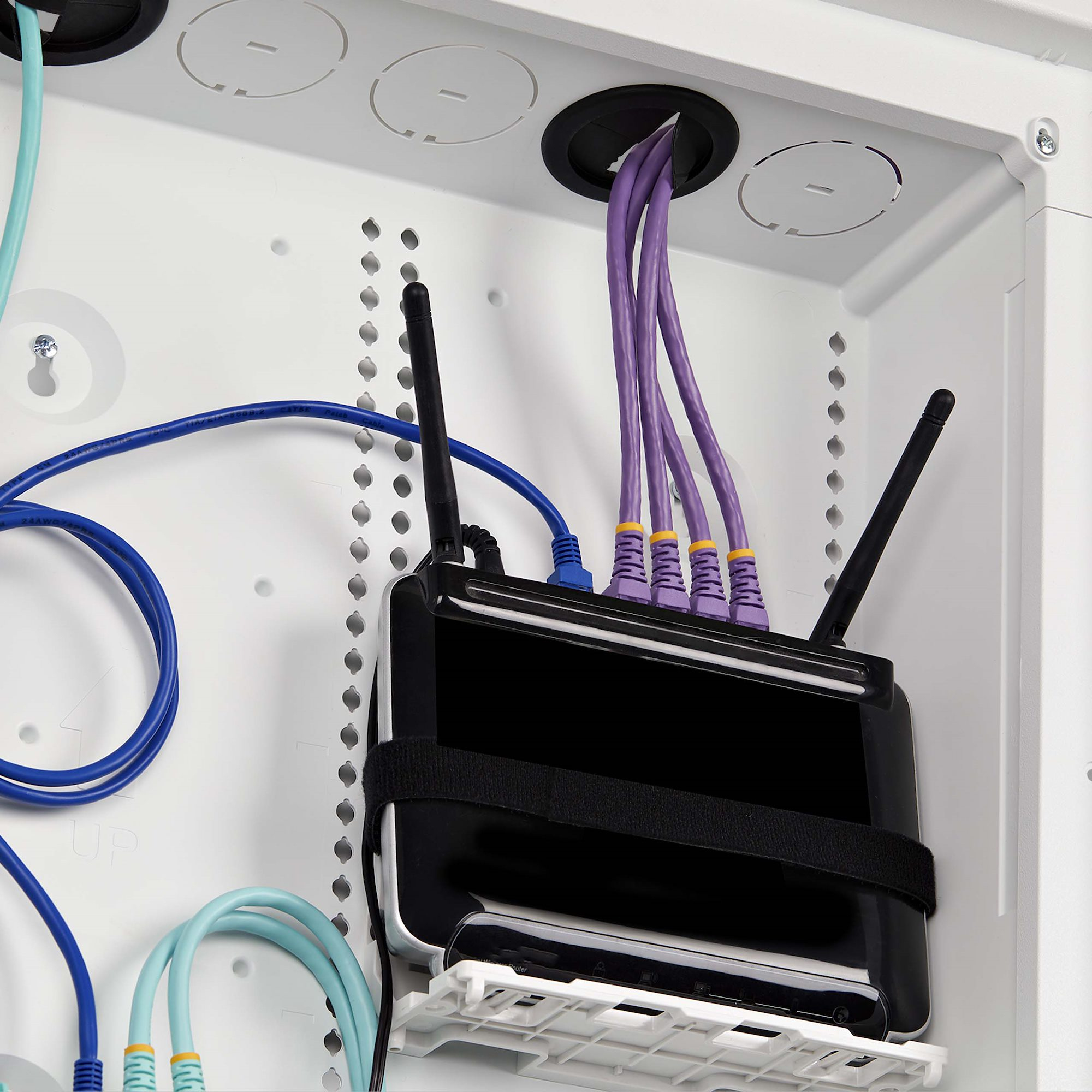 StarTech.com 28-Inch Wall-Mount Media Enclosure, Cable Management Box for Network Distribution, Structured Media Enclosure, Mounting Fixtures/Modules Included – image 5