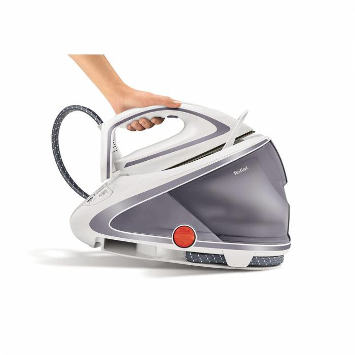 Tefal Pro Express Ultimate Care GV9561 steam ironing station – image 4