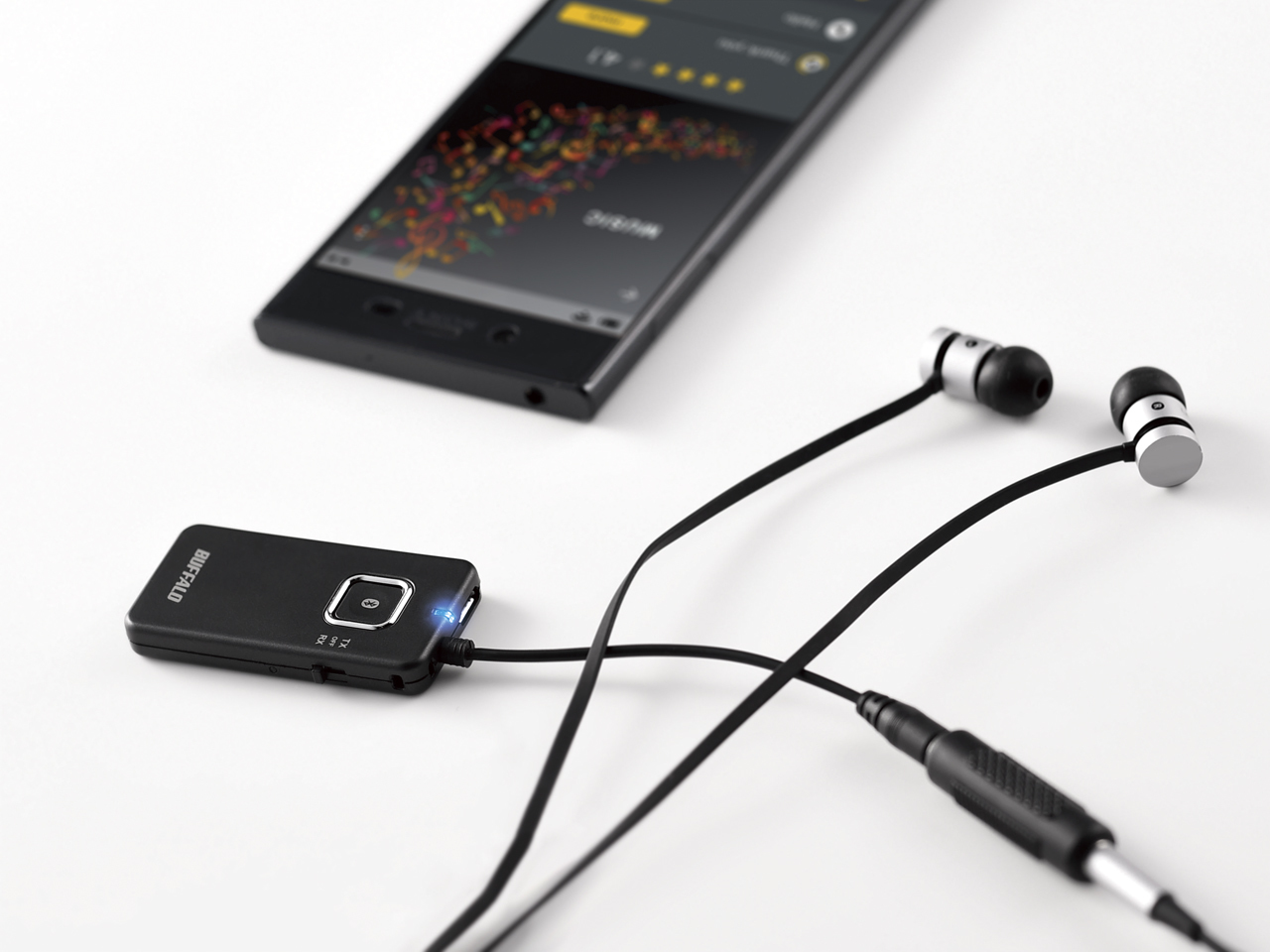 Buffalo BSHSBTR500BK wireless audio transmitter – image 3