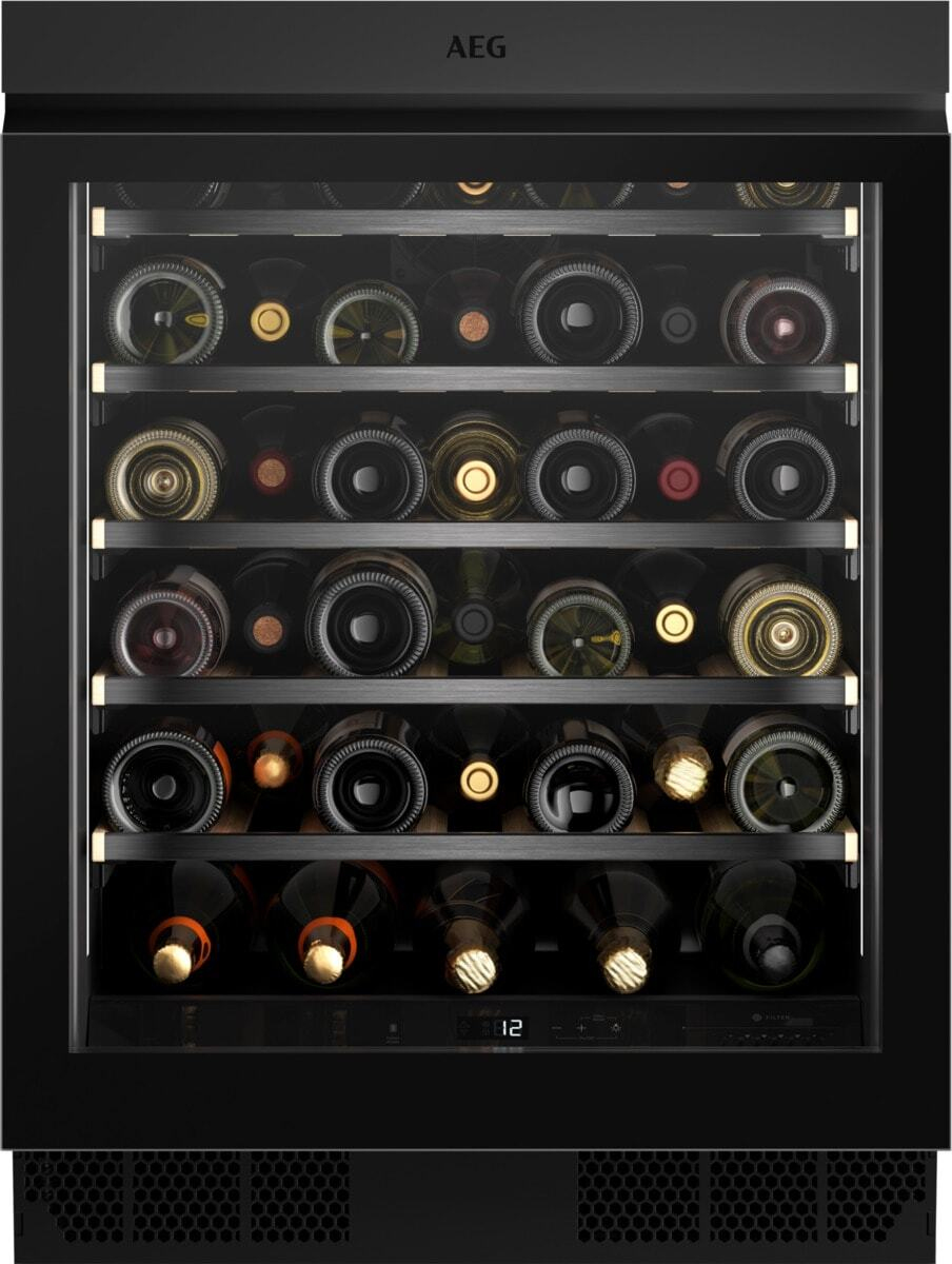AEG AWUS040B8B Built-in Black 40 bottle(s)