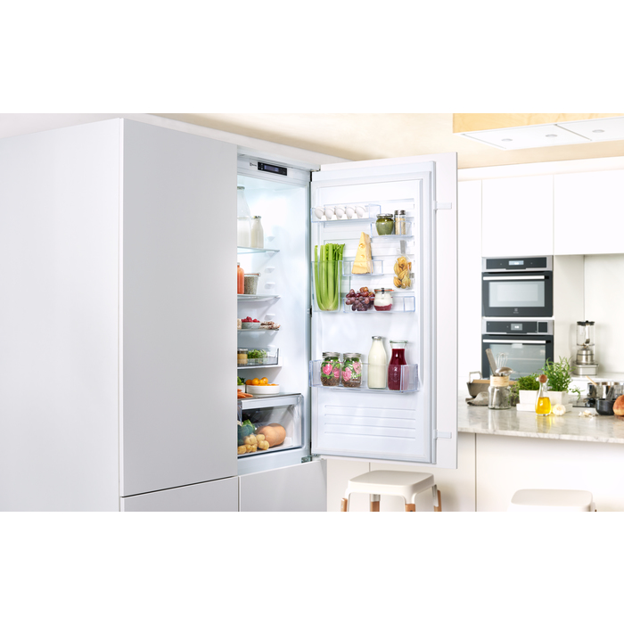 Electrolux ENN3054EFW Built-in – image 4