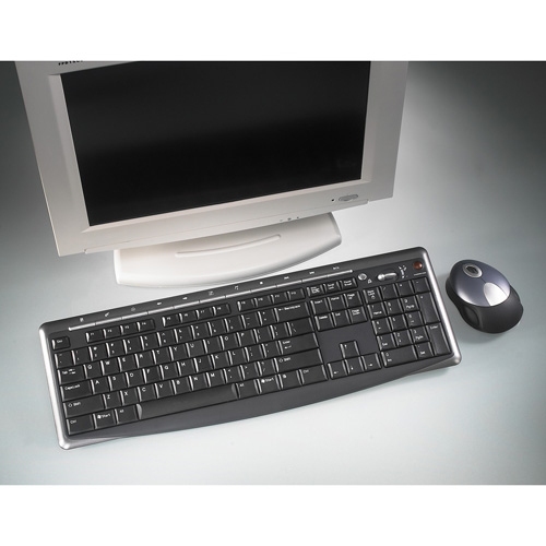 Targus Wireless Slim Keyboard & Mouse Desktop Set, UK – image 7