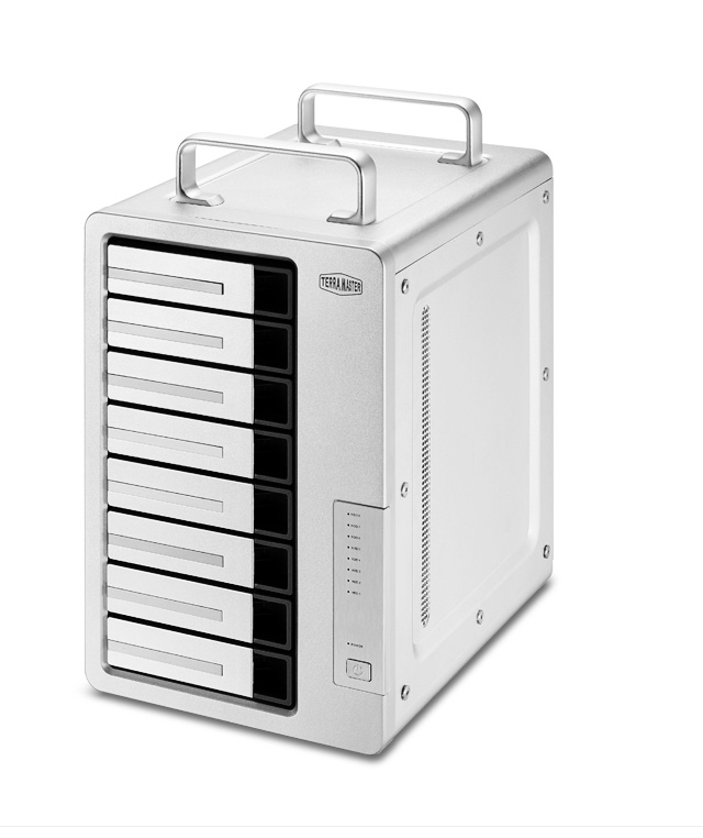 TerraMaster D8 Thunderbolt 3 – image 3