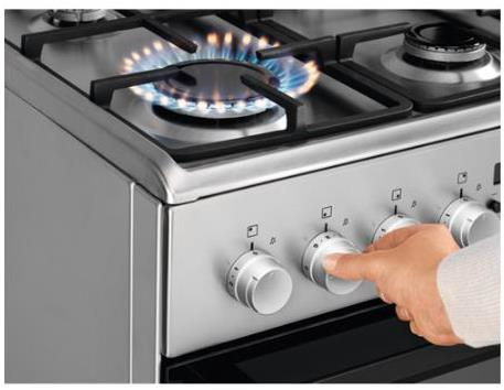 Electrolux EKK54953OX cooker Freestanding cooker Electric Gas Black, Stainless steel – image 7