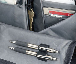 Targus 17" XL Rolling Notebook Case – image 3