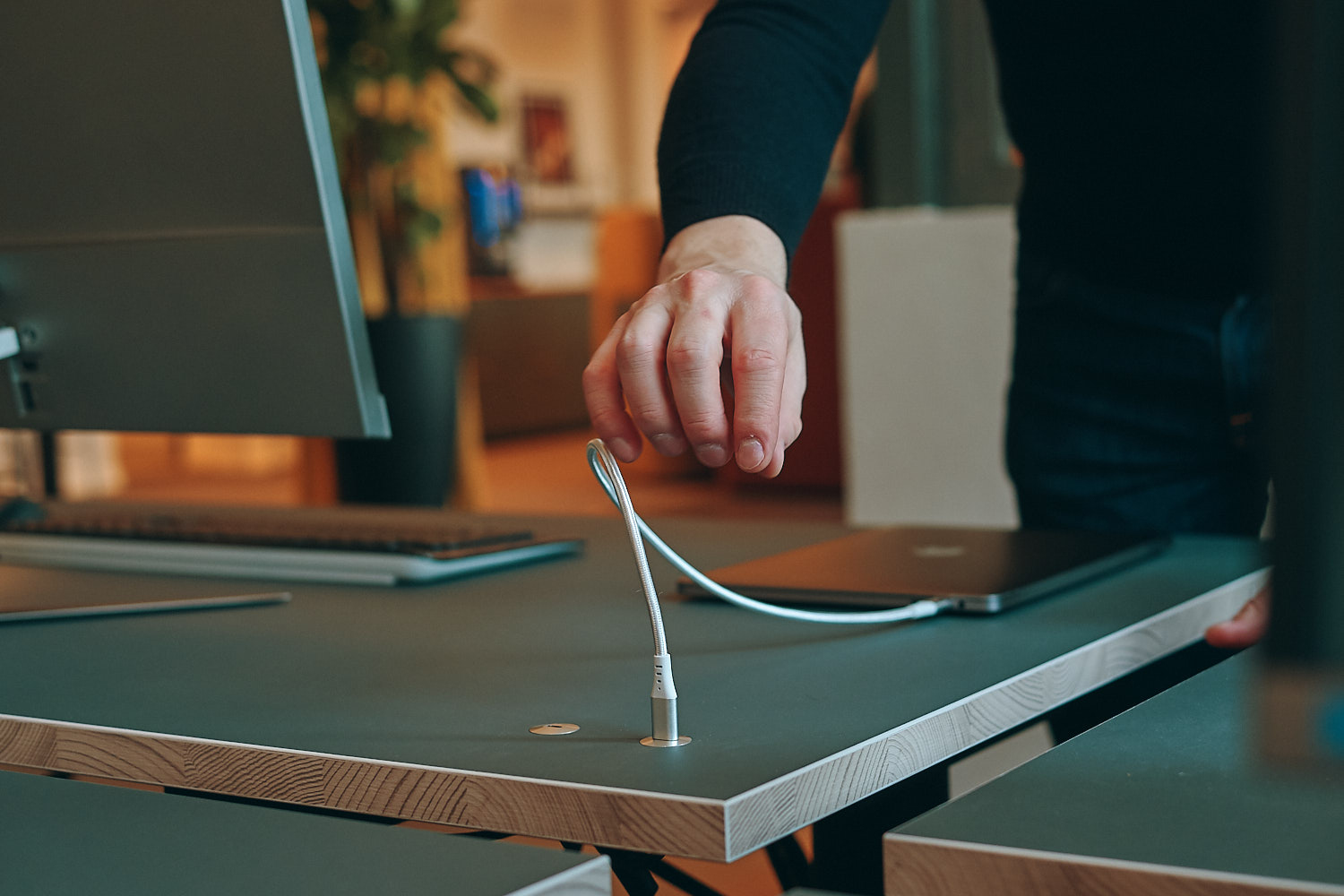 Resim Ochno O-DO-100-2 USB C Masa Montaj Hub