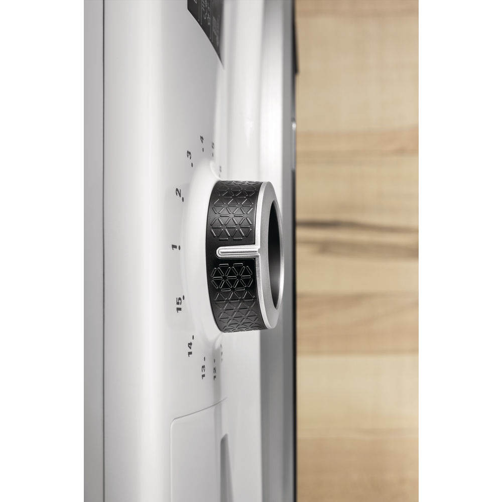 Hotpoint F156039 washing machine Front-load – image 2
