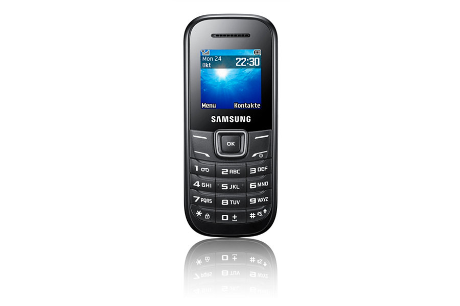 Samsung E1200i 3.86 cm (1.52") 66 g Black Feature phone
