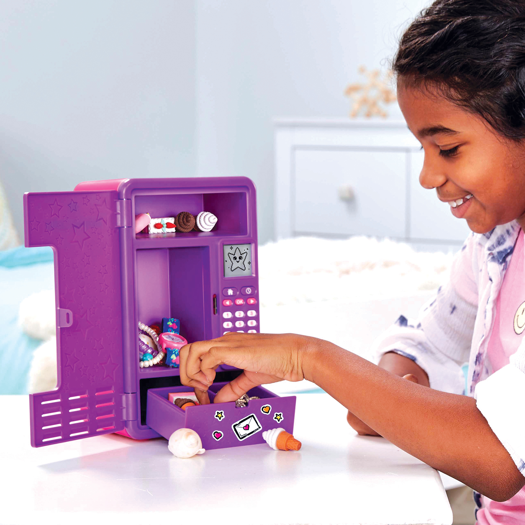 Resim VTech 80-554155 Pembe Plastik Kilitli Dolap Oyuncak
