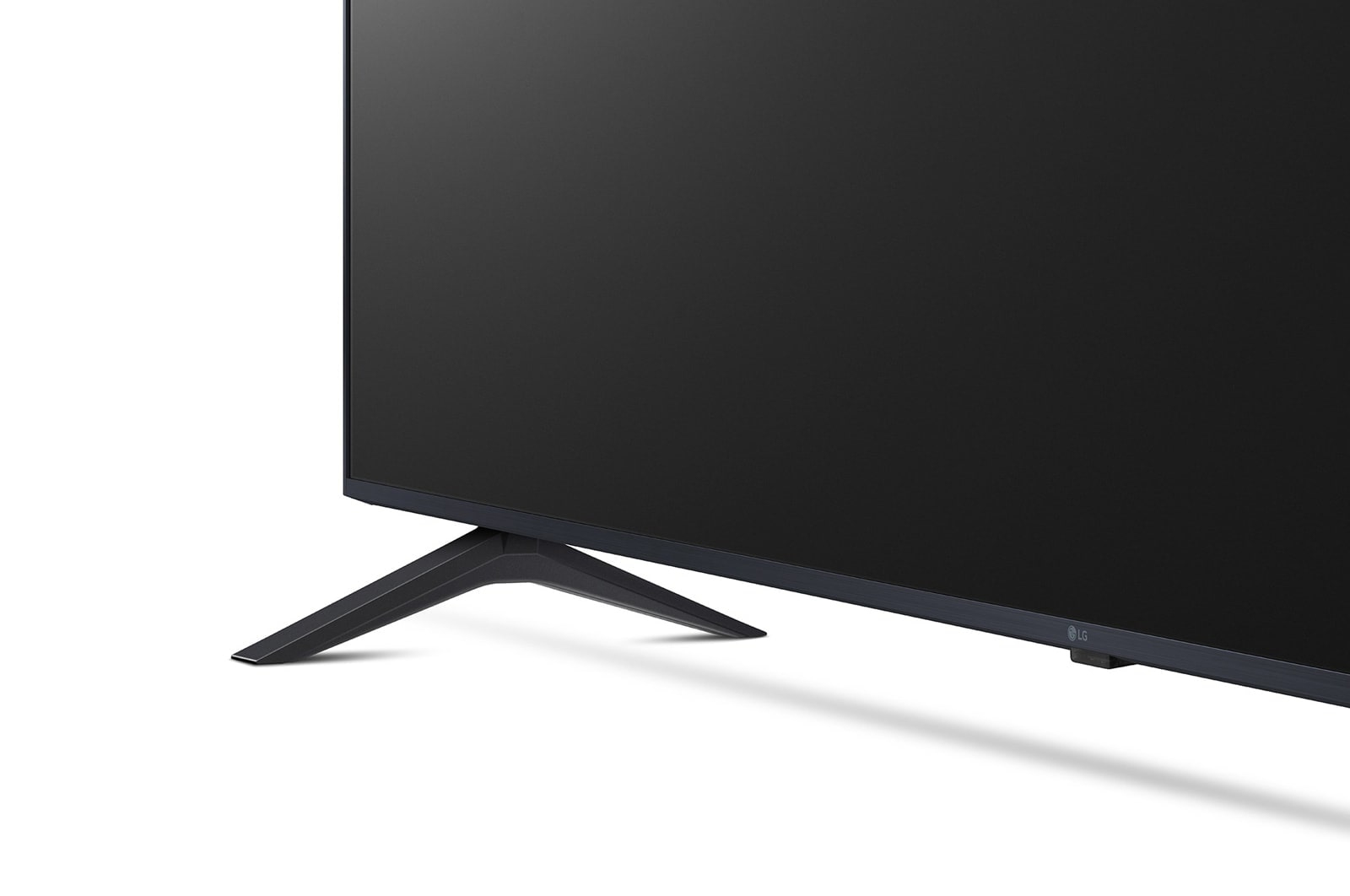 LG 70UR80003LJ TV – image 7