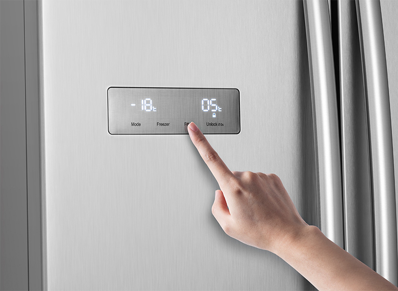 Hisense RS741N4AC2 side-by-side refrigerator Freestanding – image 6