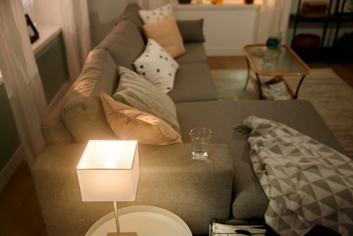 Philips by Signify Philips Hue White 1-pack luster P45 E14 – image 3