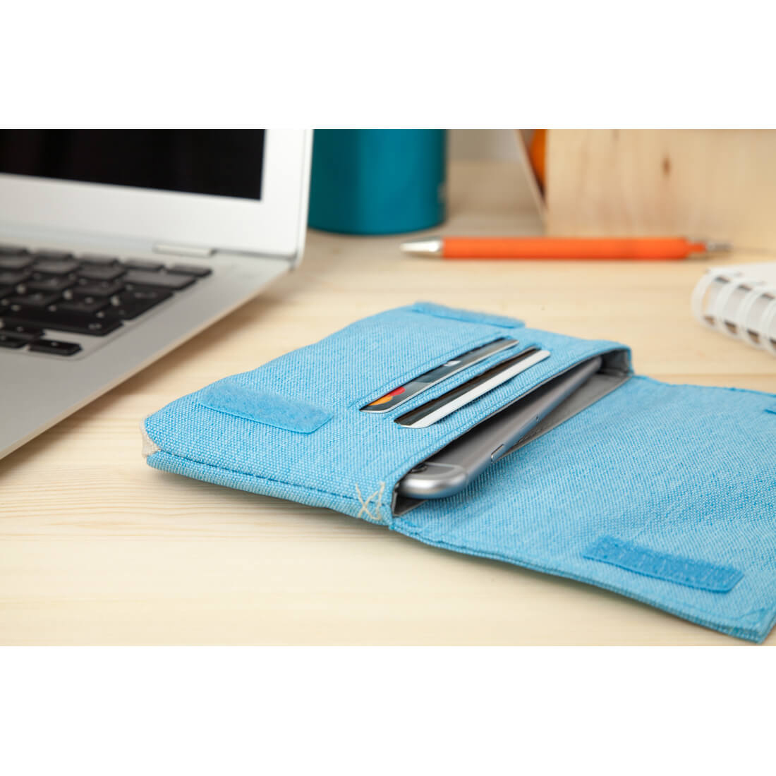 Golla 601334 mobile phone case – image 5