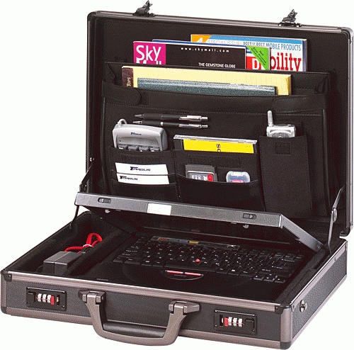 Targus 17” Aluminum Attaché Laptop Case – image 2