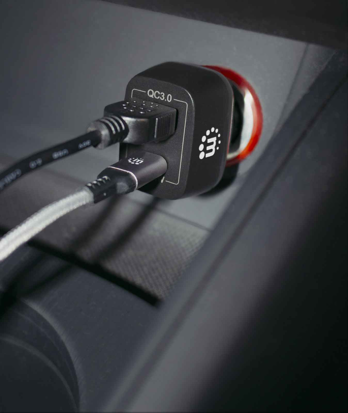 Manhattan Car/Auto Charger, USB-C & USB-A Outputs, USB-C Power Delivery up to – image 6