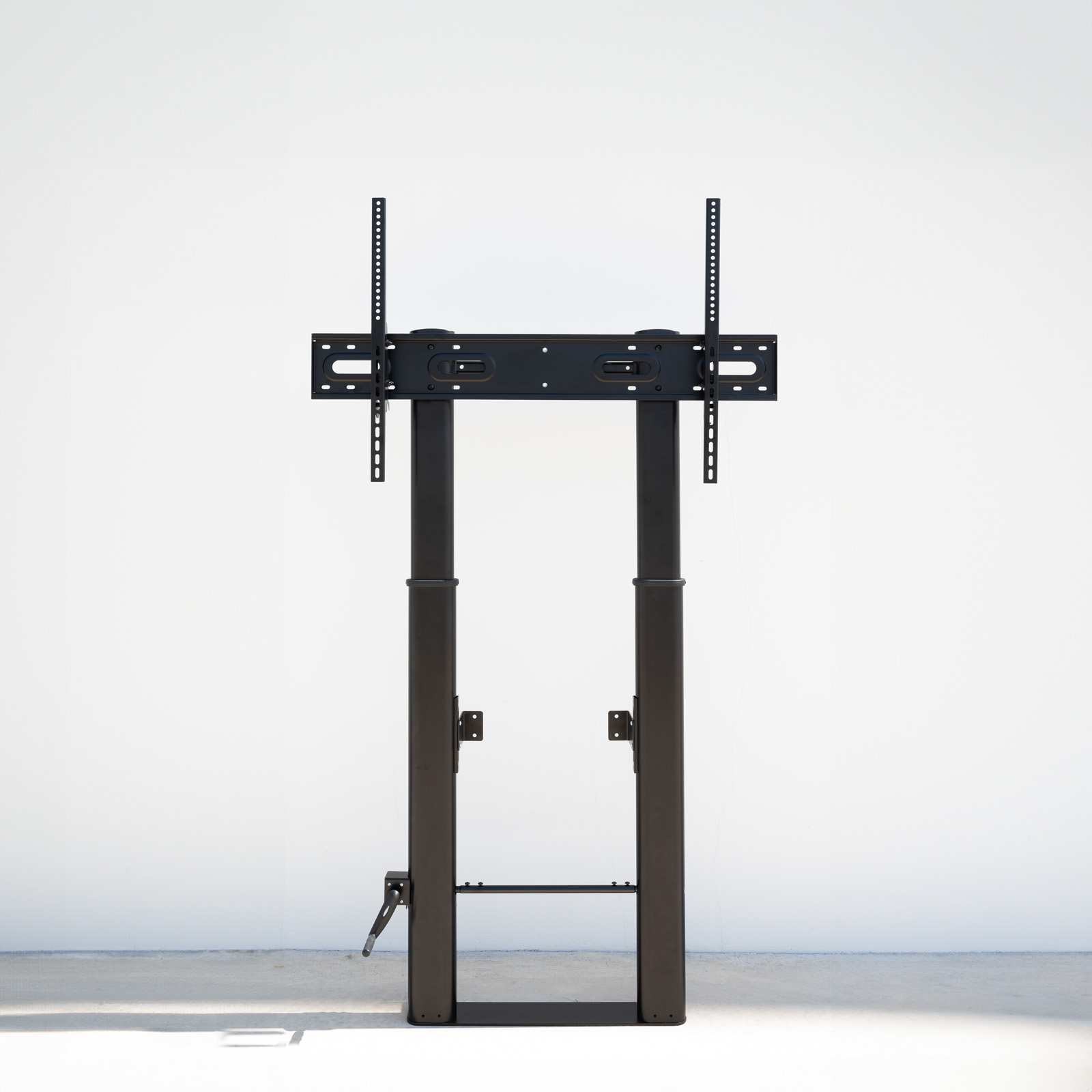 TooQ Lottus Fixed Floor/Wall Mount with Height Adjustment for Screens 60‘-100’, Black – image 2