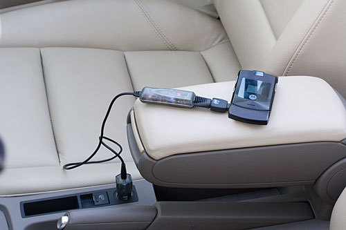 Targus Universal Auto/Dual Digital Device Adapter – image 2