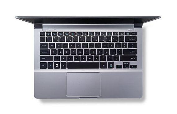 Samsung 9 900X3D-A01MX Intel® Core™ i5 i5-2537M Laptop 33.8 cm (13.3") HD+ 4 GB DDR3-SDRAM 128 GB SSD Windows 8 Silver – image 2