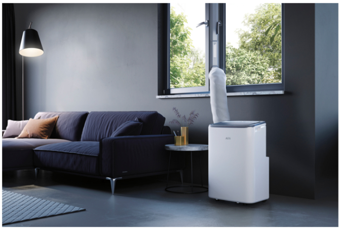 AEG AXP34U338HW portable air conditioner White – image 3