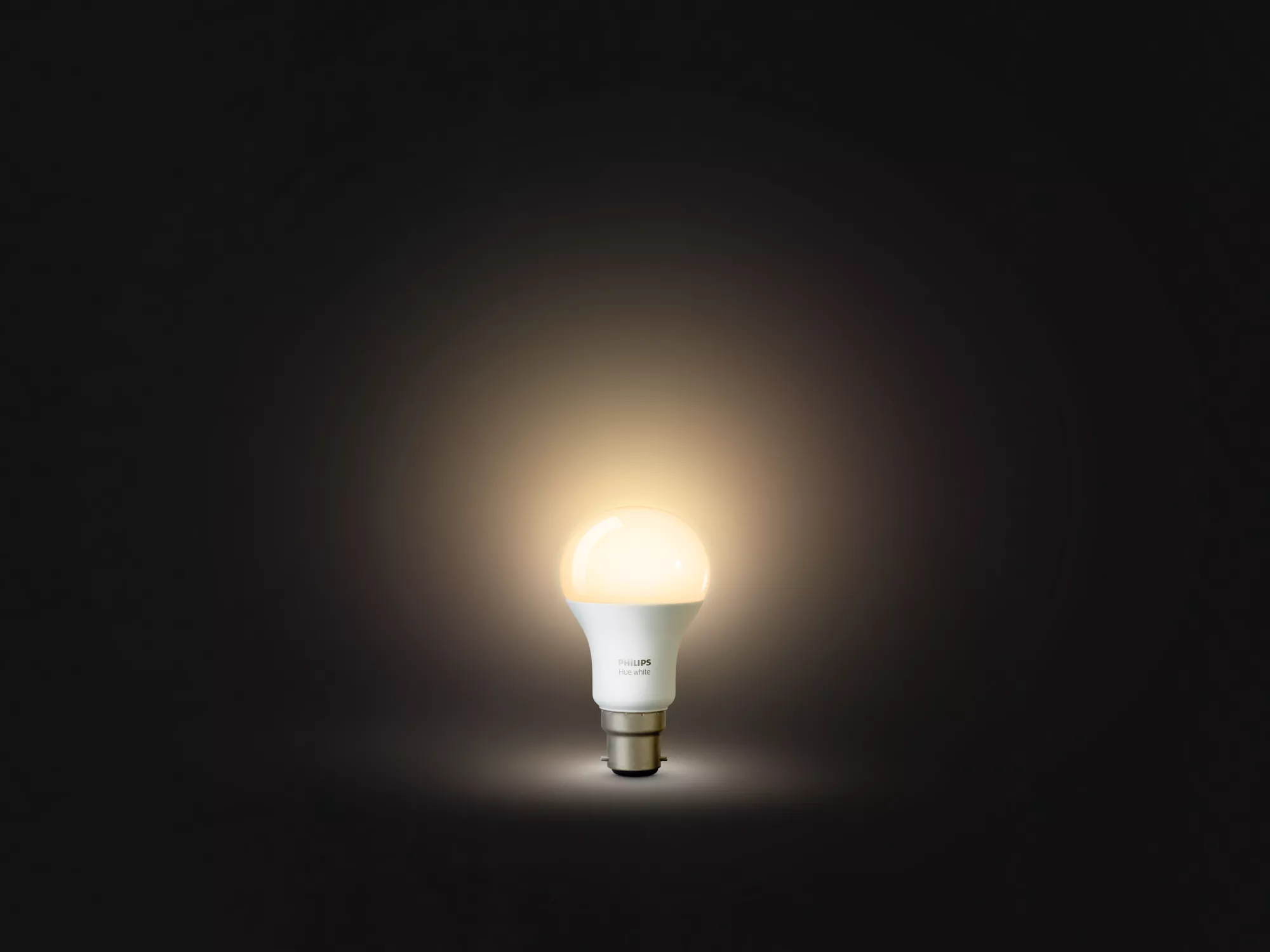 Philips by Signify Philips Hue White Single bulb B22 – image 2