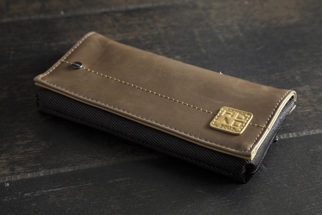 Golla G1742 mobile phone case Wallet case Brown – image 2