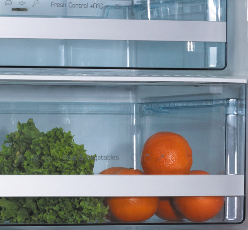 Haier CFL633CB fridge-freezer Freestanding – image 3