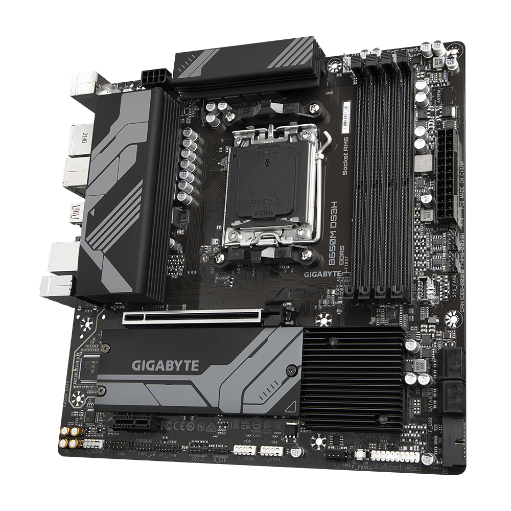 GIGABYTE B650M DS3H – image 4