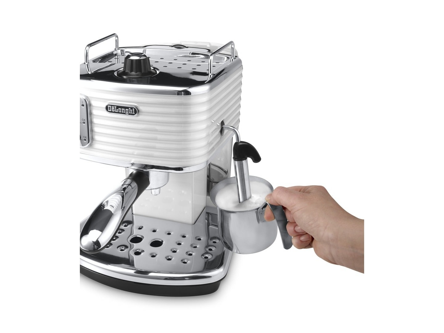 De’Longhi ECZ351.W Semi-auto Espresso machine – image 4
