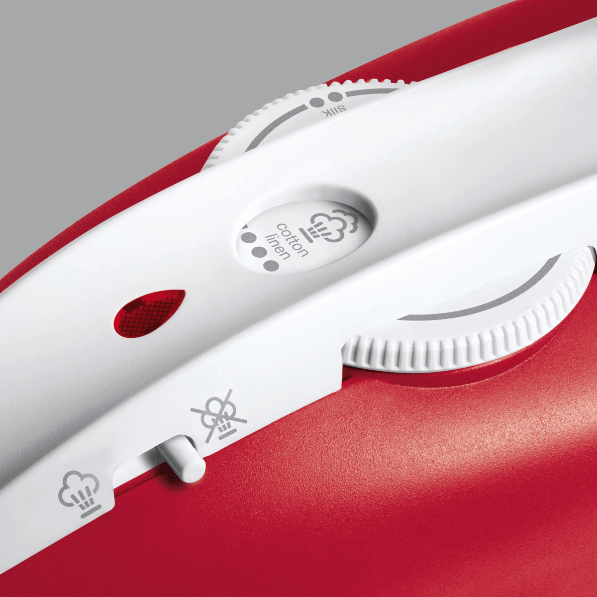 Electrolux EDBT800 Dry iron Stainless Steel soleplate – image 3
