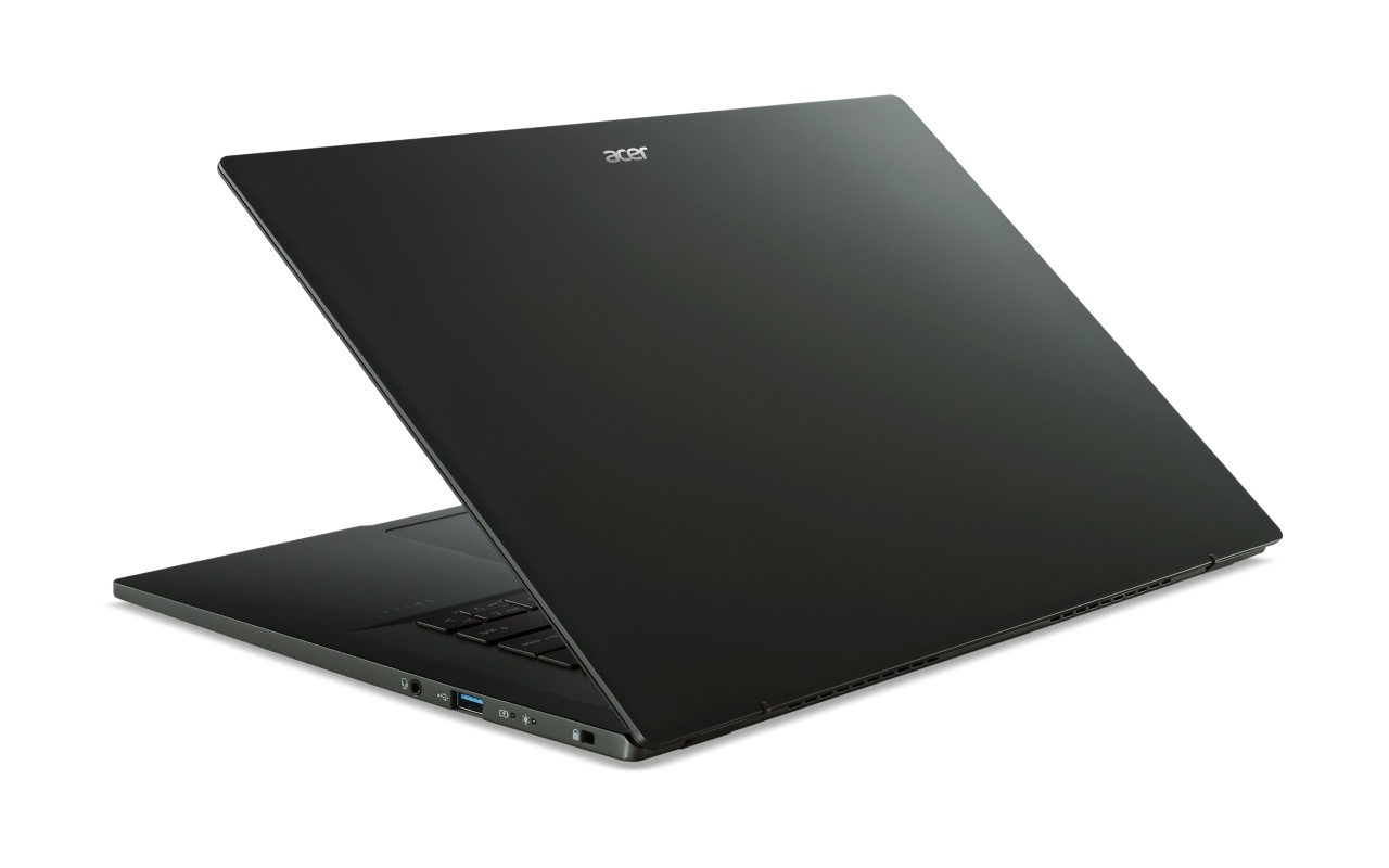 Acer Swift Edge SFE16-42-R94D AMD Ryzen™ 7 7735U Laptop – image 4