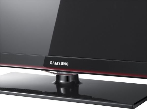 Samsung PN50C450B1D 127 cm (50") HD Black, Red – image 8