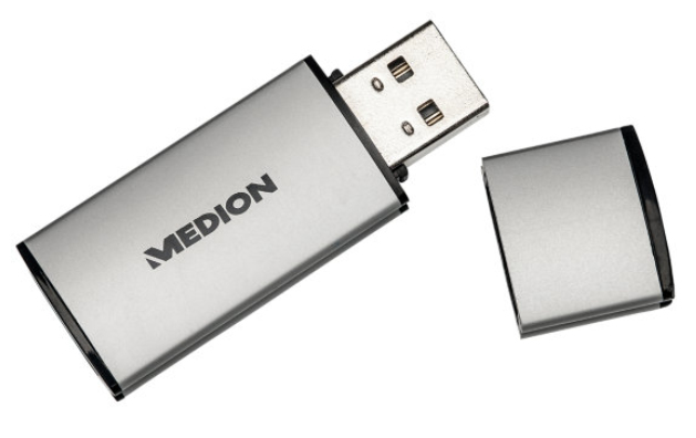 MEDION 50040618A1 USB flash drive – image 2