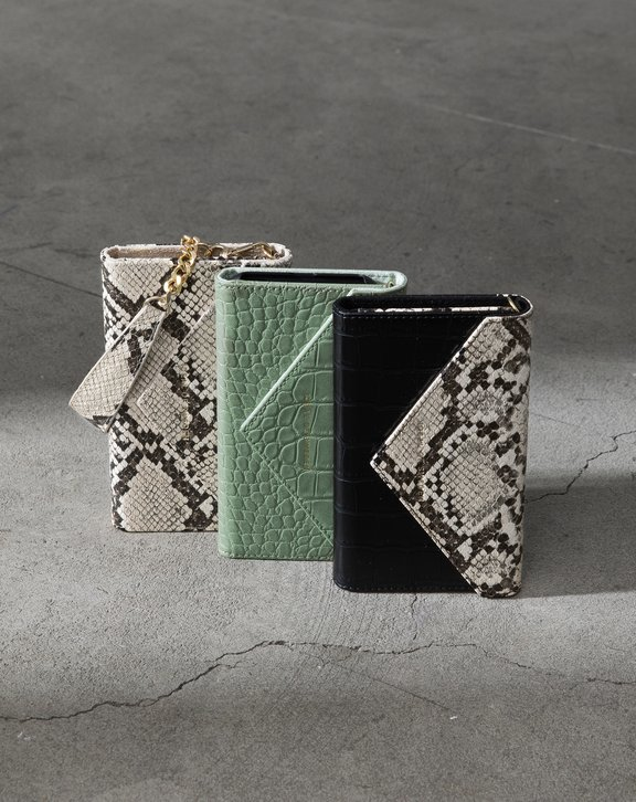 iDeal of Sweden ENVELOPE CLUTCH – image 5