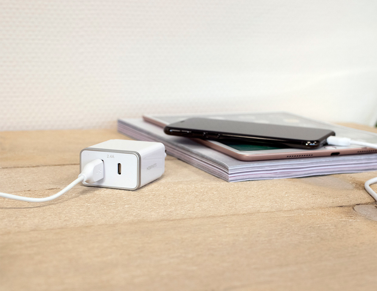 Mobiparts Wall Charger Dual USB-A and USB-C 2.4A White – image 5