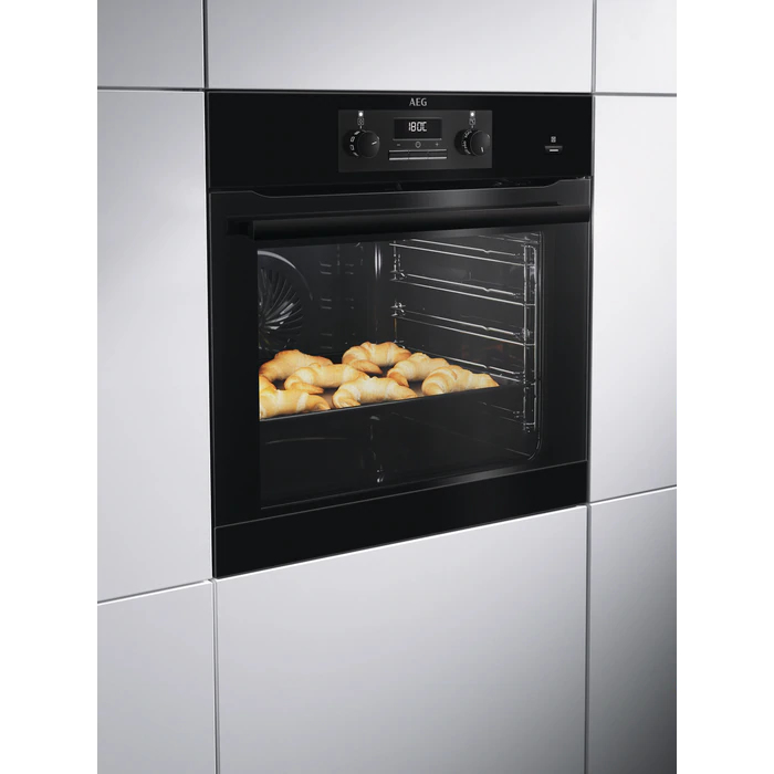 AEG BEB351010B 71 L Black – image 2