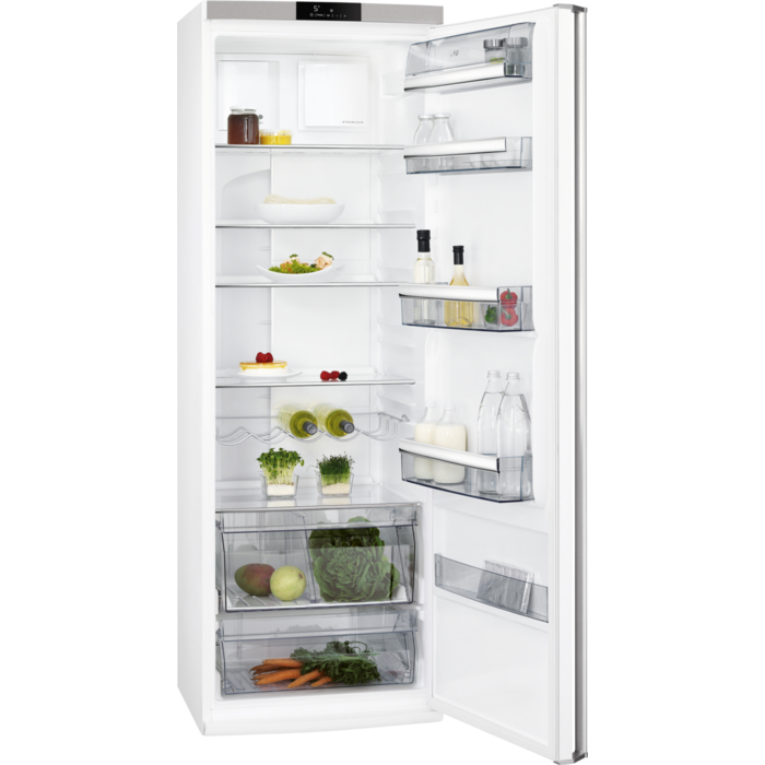 AEG RKE63826MW fridge Freestanding – image 1