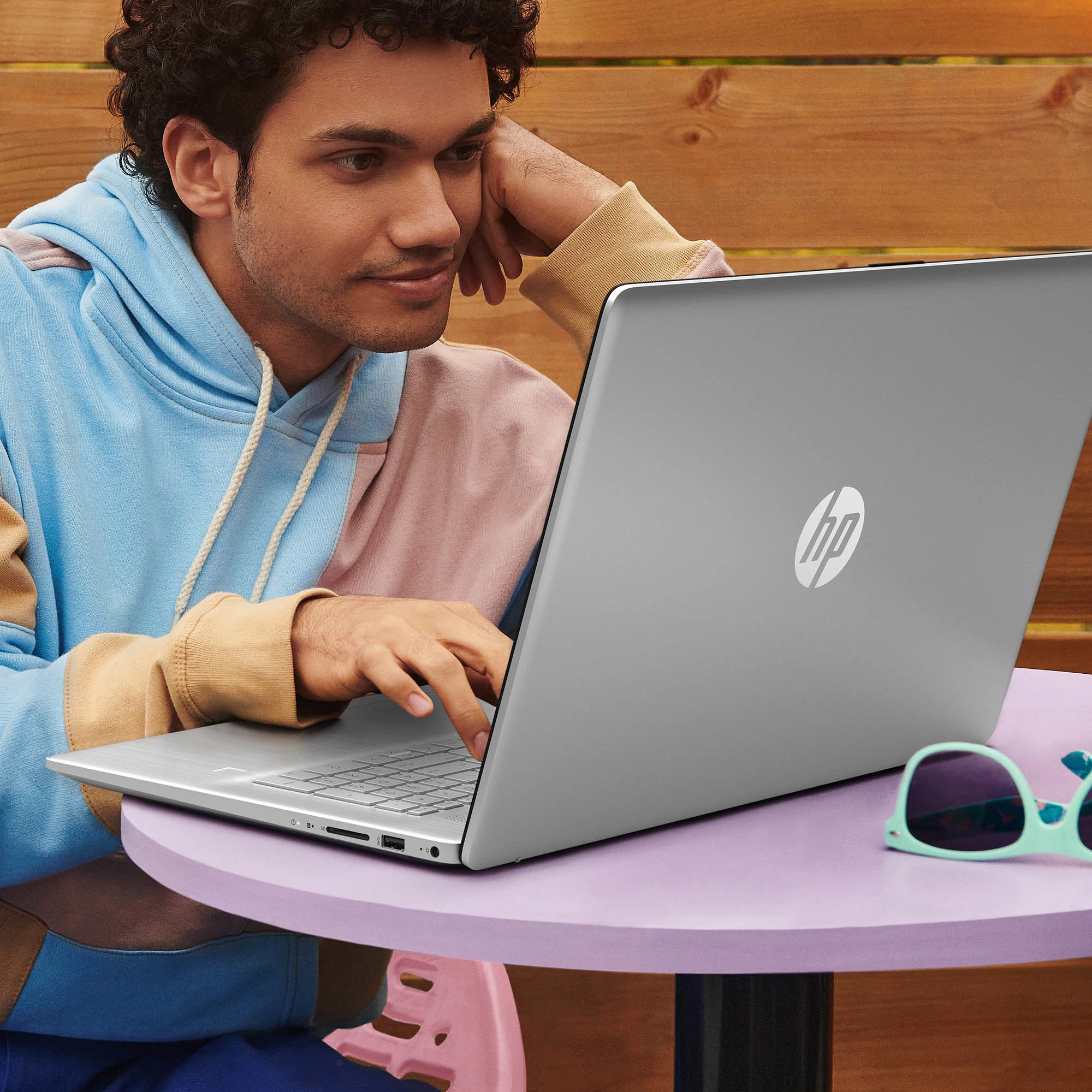 HP 17-cn3043nb Intel Core i3 N-series i3-N305 Laptop – image 7