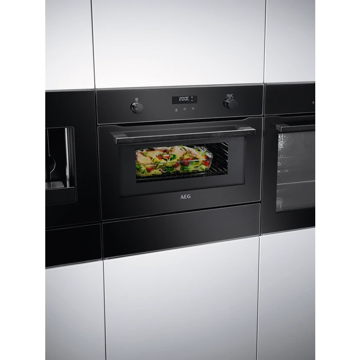 AEG KME525000B Black Grill microwave Built-in – image 3
