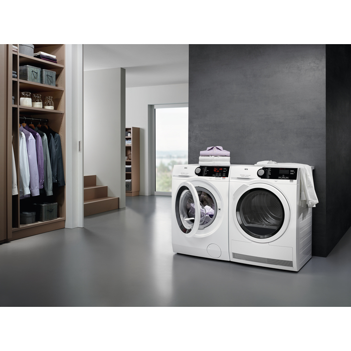 AEG L7FBK842E washing machine Front-load – image 4