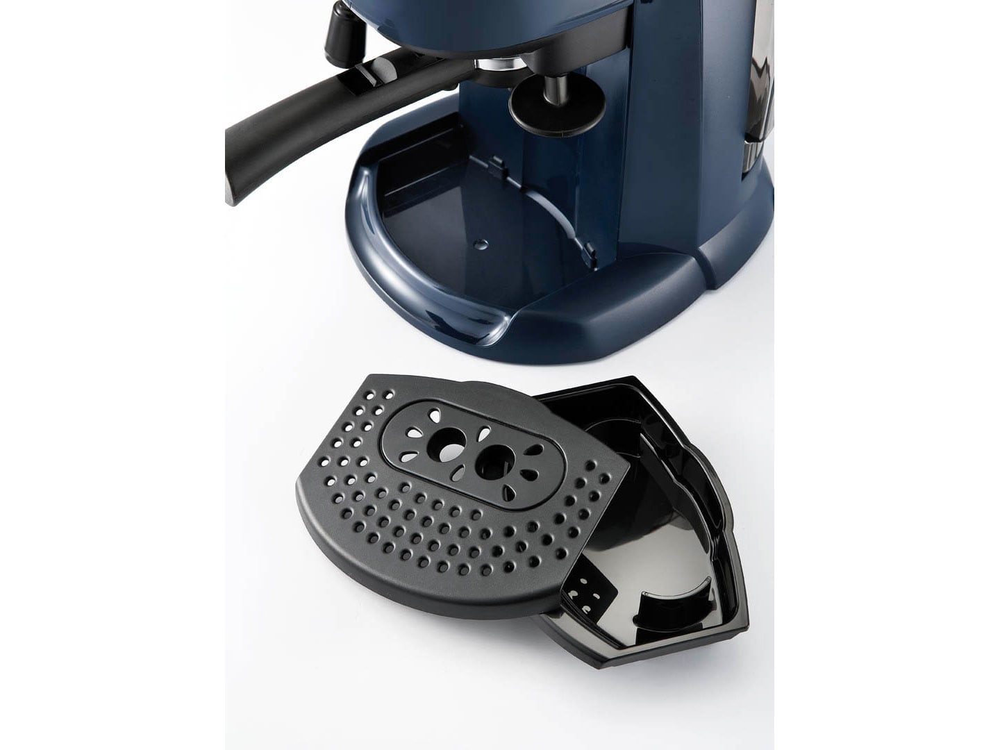 DeLonghi aparat za espresso kafu EC191.CD