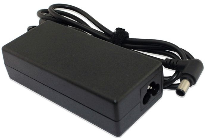 CoreParts MBA1330 power adapter/inverter Indoor
