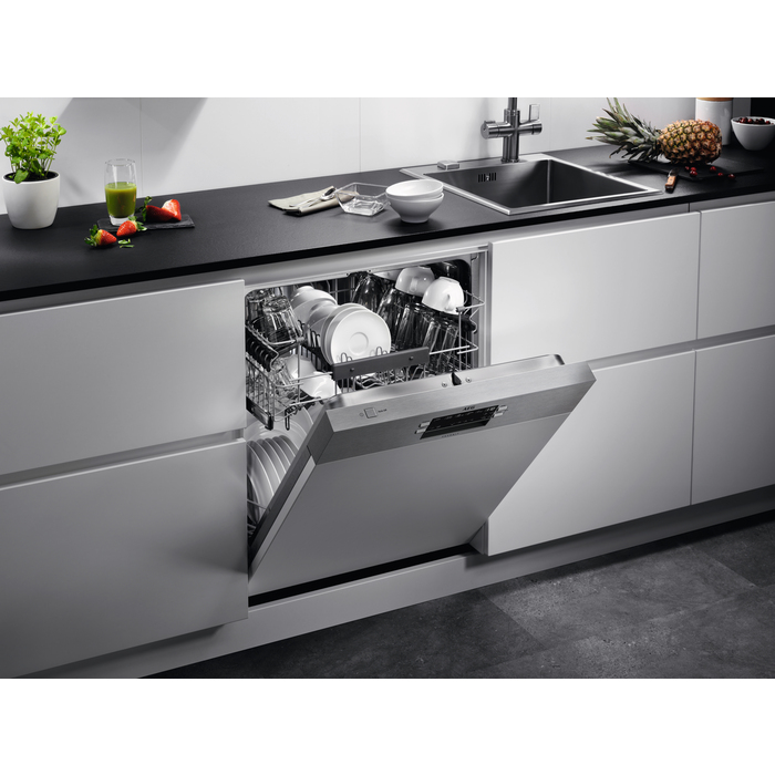 AEG FES5261XZM Semi built-in 13 place settings – image 5